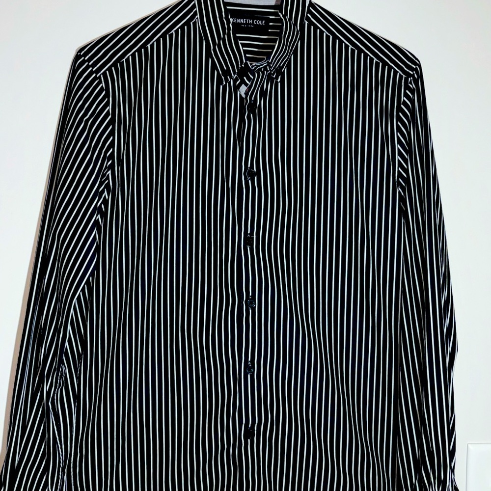 Kenneth Cole Adult Small Men’s Black & White Striped Dress Shirt